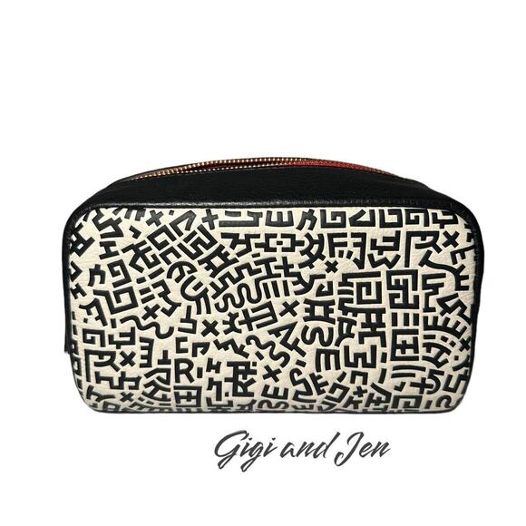 Pre-owned Coach Keith Haring Mickey Small Boxy Cosmetic Bag Makeup bag - Picture 2 of 6